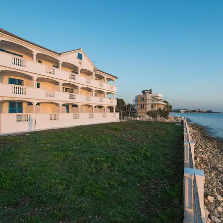 Niko Dalmacija Aparthotel