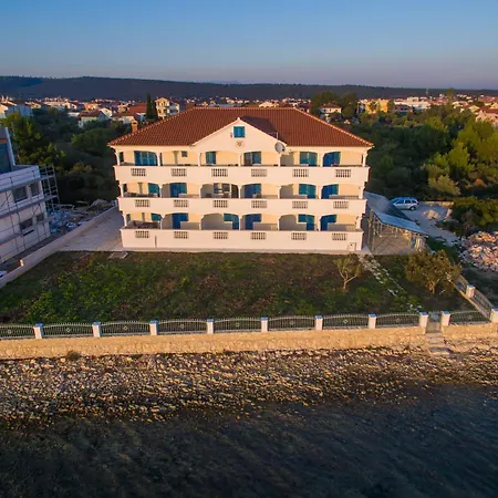 Aparthotel Niko Dalmacija