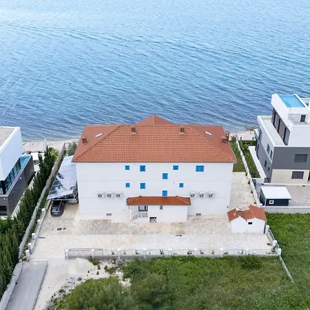 Aparthotel Niko Dalmacija
