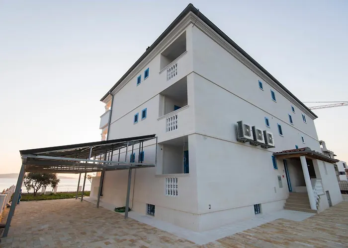 Niko Dalmacija Apartmanhotel