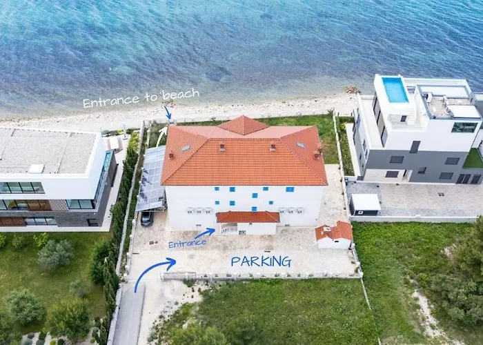 Niko Dalmacija Apartmanhotel 3*